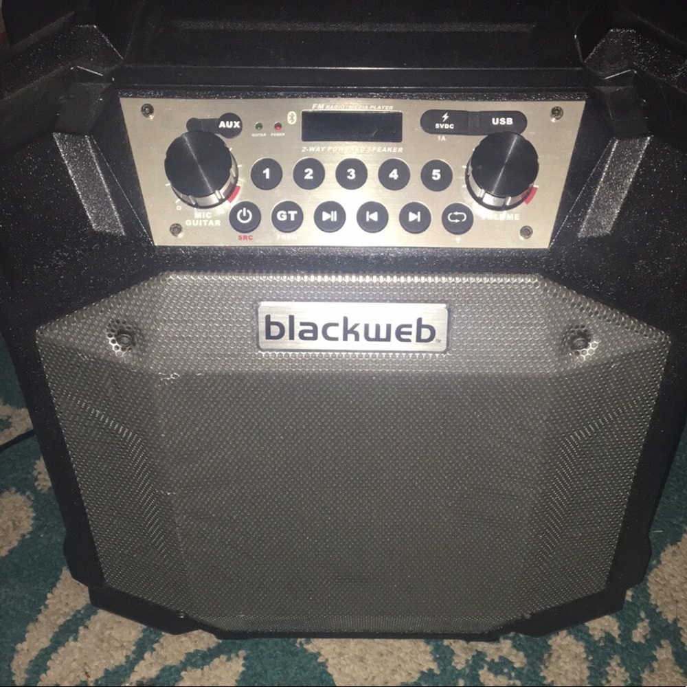 Blackweb Bluetooth speaker